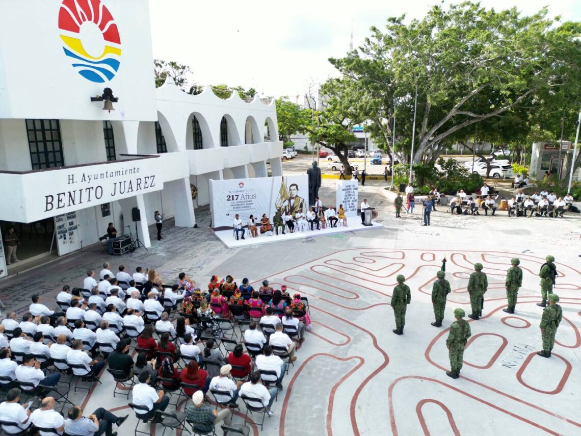 Aniversario 217 del Natalicio de Benito Juárez celebrado en Cancún