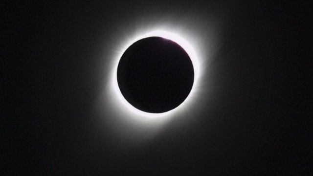 ¿Listo para el eclipse lunar total? Dónde, cuándo y dónde verlo