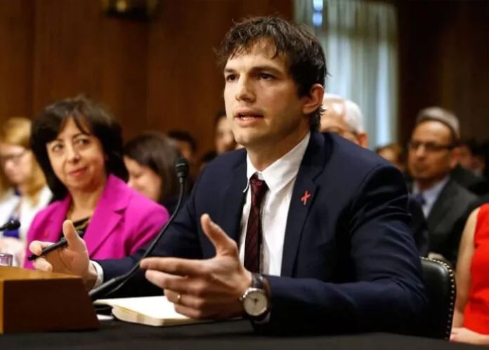 Ashton Kutcher denuncia en cumbre tecnológica el abuso sexual a menores