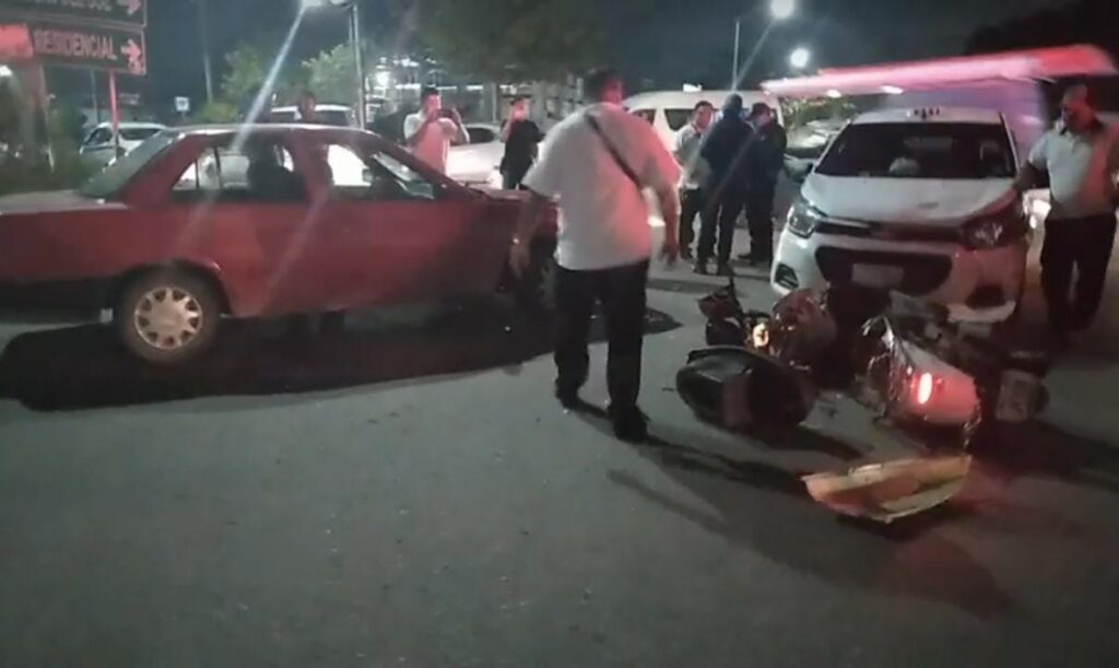 Choque múltiple deja al menos tres lesionados en el Arco Vial de Cancún