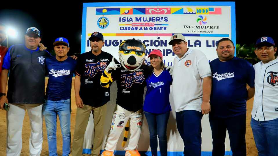 Inauguran la Liga Municipal de Béisbol Infantil en Isla Mujeres
