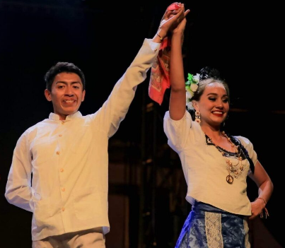 Ballet Municipal de Isla Mujeres se presenta en un festival de Colombia