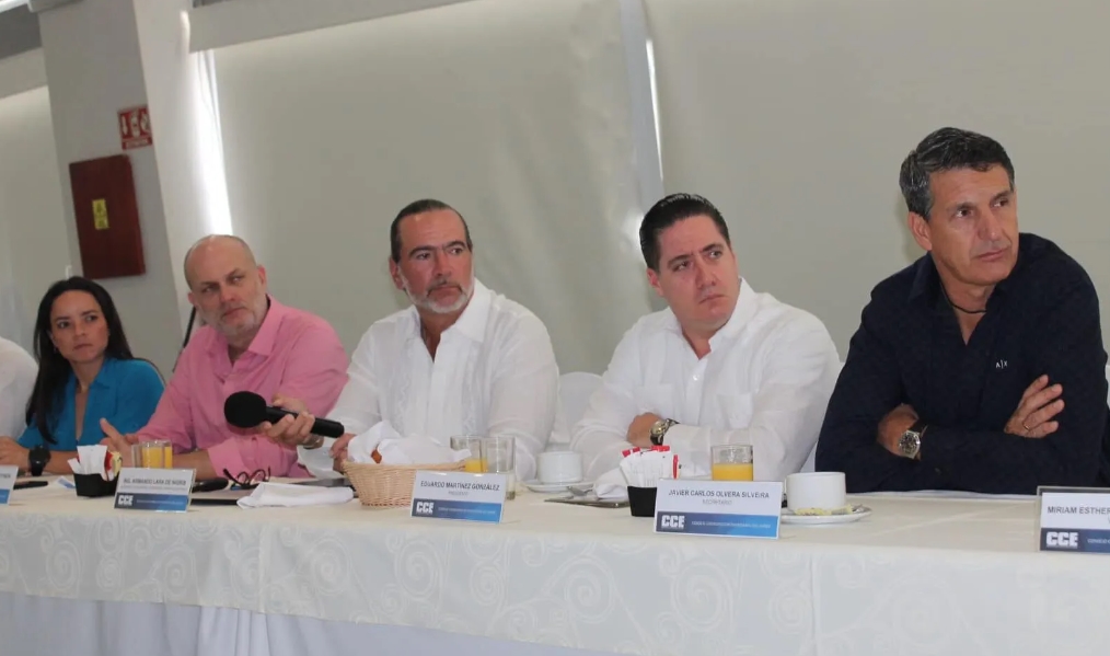 Se reune sector empresarial con el titular de la Sedatus en Quintana Roo