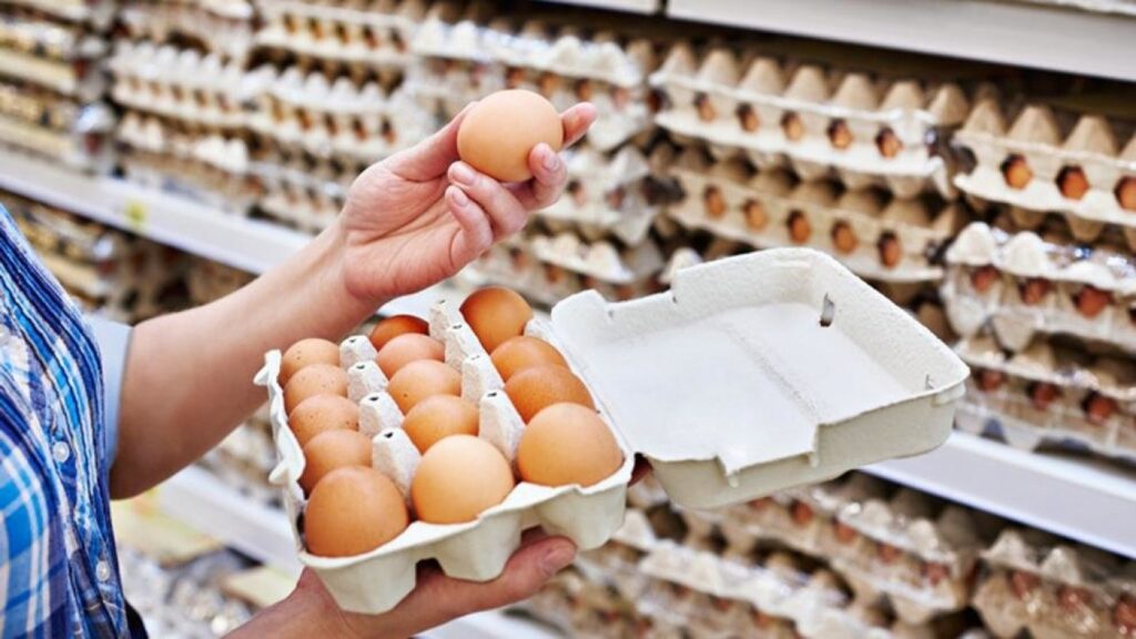¡Muy caro! El precio del huevo en Estados Unidos se dispara hasta un 70%
