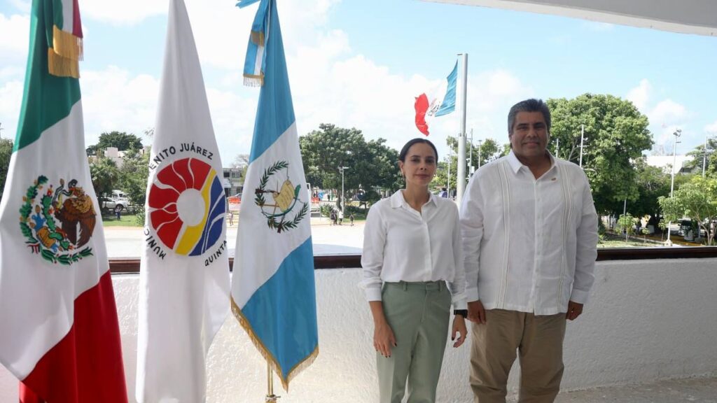 Ana Patricia Peralta estrecha lazos con el consulado de Guatemala en Cancún