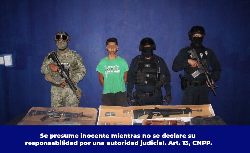 Con armas y estupefacientes, detienen a joven en colonia de Cancún