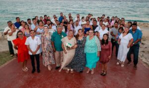 Unen sus vidas 50 parejas isleñas en “Bodas Colectivas” en Punta Sur