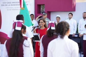 Conmemoran 202 Aniversario de la Bandera Nacional en Quintana Roo