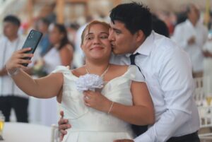 ¡Se casaron! 402 parejas se unieron en matrimonio de manera simultánea en Cancún