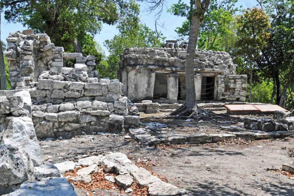 #Arqueología Sabías qué… Xel-Há fue uno de los principales puertos comerciales del Postclásico tardío.