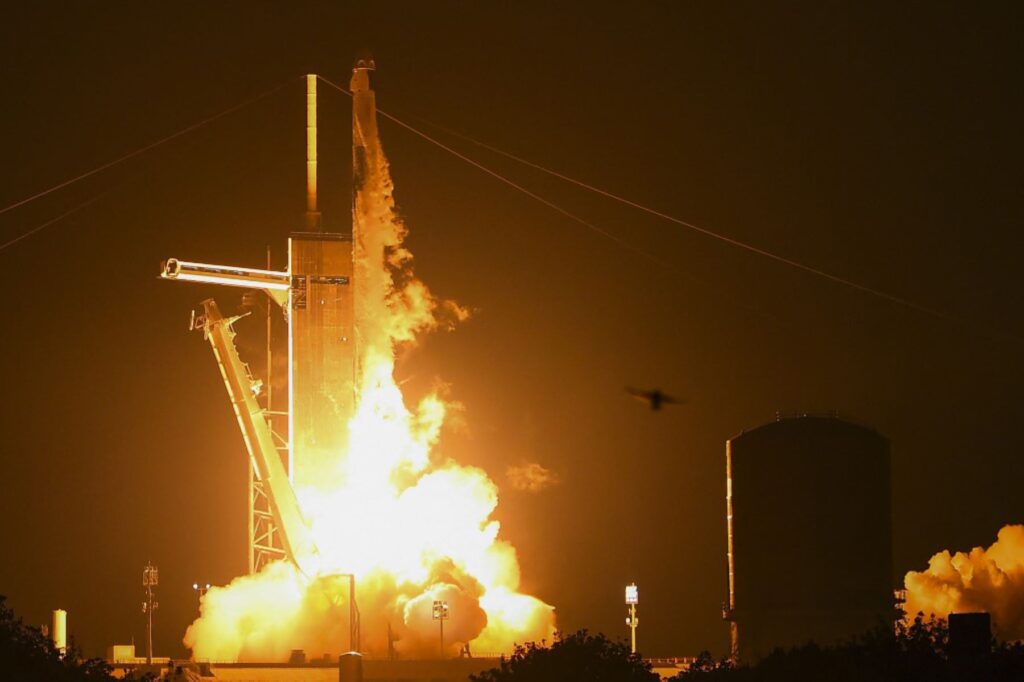 Nueva misión: SpaceX y NASA lanza tripulación internacional a la estación espacial