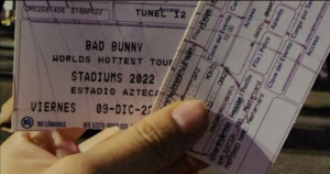 Ticketmaster devuelve 18 millones de pesos a fans de Bad Bunny