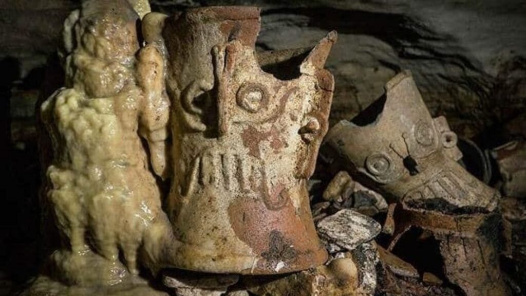 INAH recupera más de 4 mil bienes arqueológicos en Tramo 2 del Tren Maya.