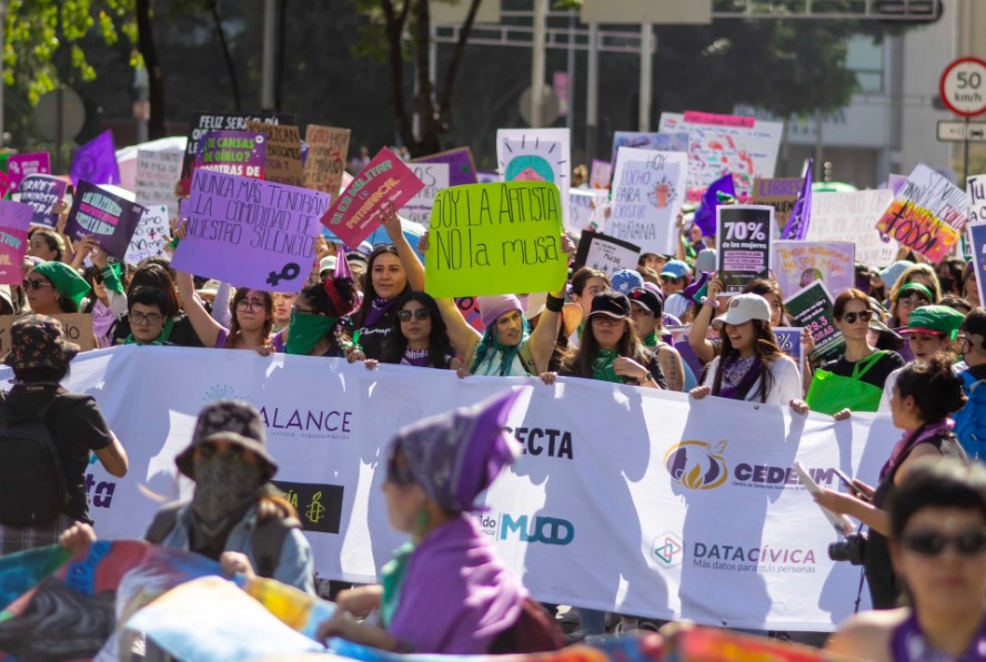 Marcha feminista del 8M en CDMX contó con la participación de 90 mil mujeres Foto CasaVoltaMX