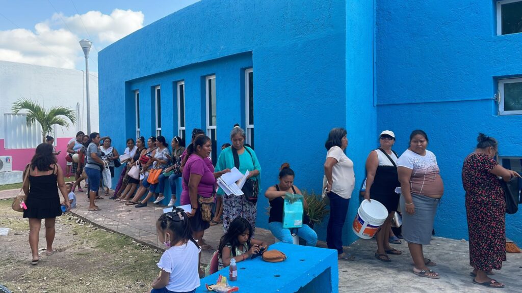 Fortalecen programa “Mujer es Vida” en Isla Mujeres