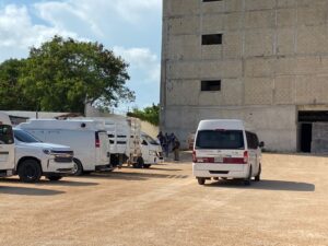 Autoridades aseguran a más de 50 indocumentados en Cancún