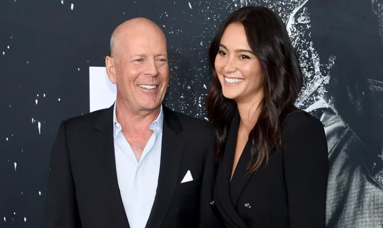 “Denle su espacio”, pide esposa de Bruce Willis a paparazzis ante enfermedad del actor