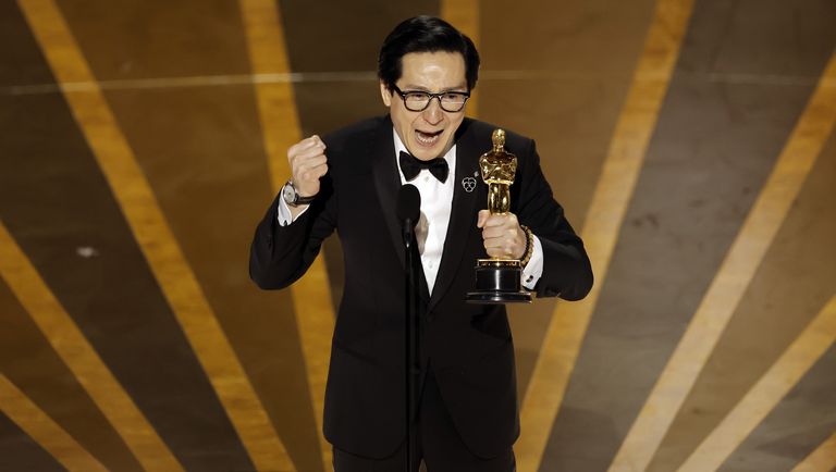 ¡Entre lágrimas! Da Ke Huy Quan emotivo discurso al recibir Oscar a mejor actor de reparto