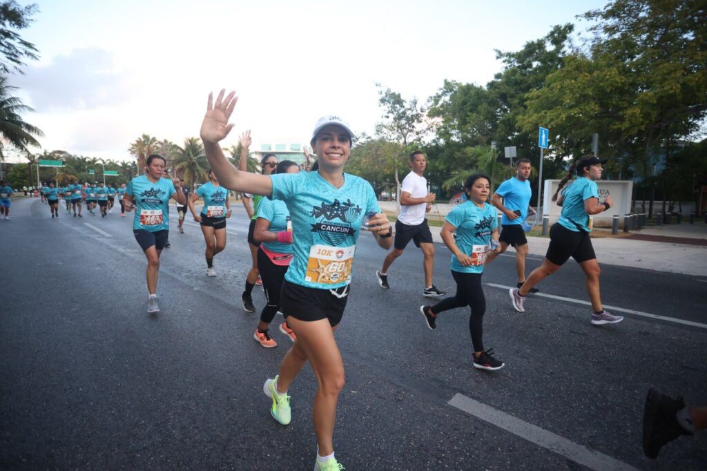 Festejan fundación de Cancún con Medio Maratón