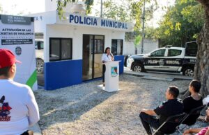 Activa Blanca Merari casetas de policía para mejorar la seguridad de Puerto Morelos