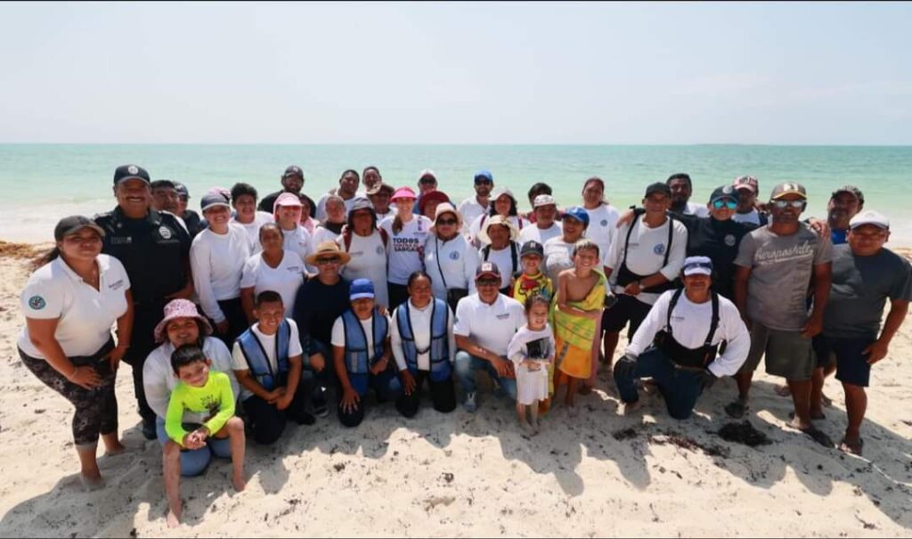 Atenea Gómez celebra Día Mundial de la Tierra con una Jornada de Limpieza