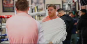 Canelo Álvarez revela que sufrió parálisis facial por estrés