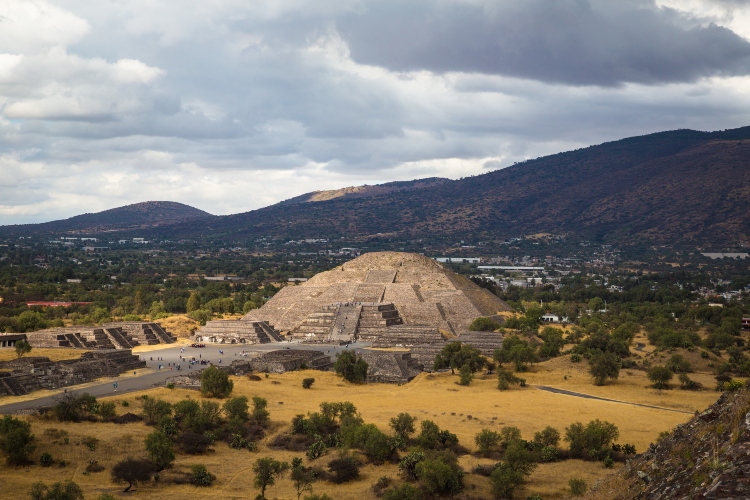 Pirámide de la Luna en Teotihuacán: ¿qué secretos esconde?