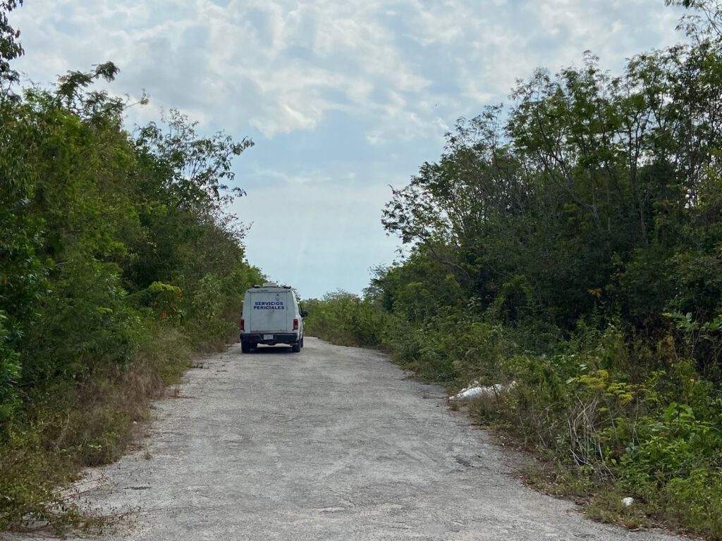 Encuentran dos hombres ejecutados en El Pedregal.