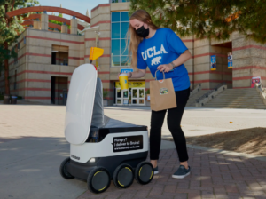 Starship Technologies lanza robot repartidor de comida en Europa