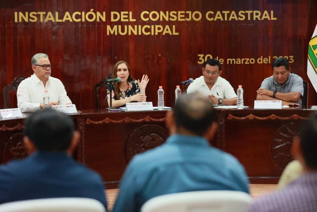 Firme en combate a la corrupción, instala Atenea Gómez Consejo Catastral