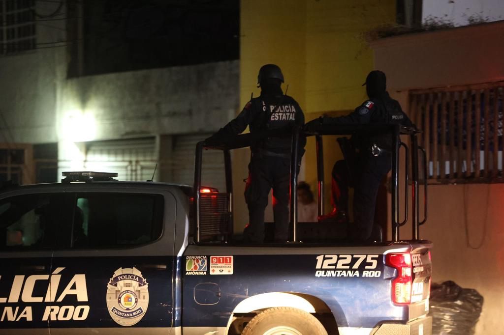 Cancún: Catean casas de seguridad por homicidio de hombres en zona hotelera