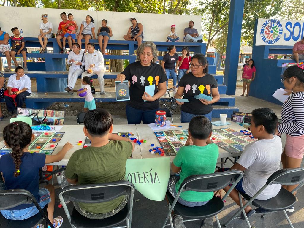 Gobierno de Lili Campos celebra "Día Internacional del Libro" en Playa de Carmen