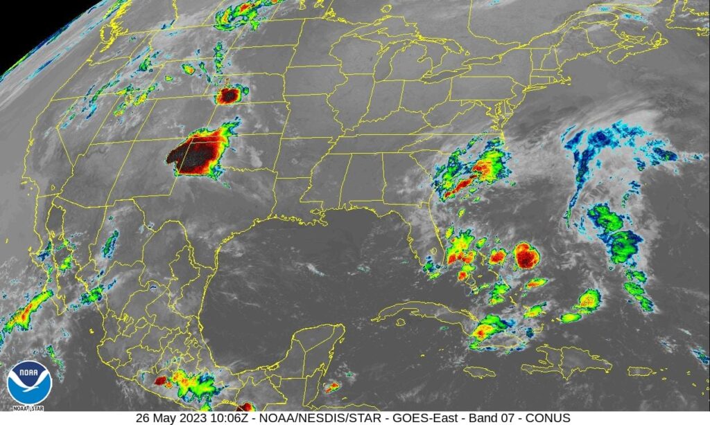 El clima para hoy 26 de mayo en Cancún y Quintana Roo, se esperan chubascos acompañados de descargas eléctrica