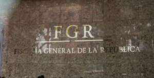 FGR pide desbloquear cuentas bancarias de la hija de ‘El azul’ del Cártel de Sinaloa
