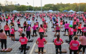 Clase de baile y entrenamiento funcional en Playa del Carmen por Dia de las Madres 2