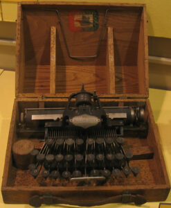 Historia de la maquina de escribir3