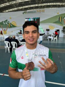 Quintanarroenses ganan medallas para Mexico en el Panamericano de halterofilia 3