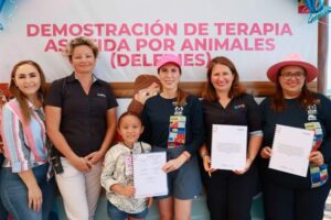 Gobierno de Isla Mujeres firma convenio con Dolphin para brindar terapias gratuitas 