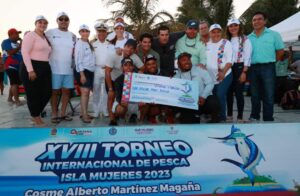 Premian a ganadores del torneo de pesca “Cosme Alberto Martínez Magaña” de Isla Mujeres