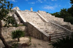 Zona arqueologica de Ichkabal ciudad de gran importancia para los Mayas 1
