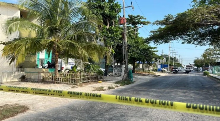 Ejecutan a custodio de la cárcel de Cancún; recibió al menos 12 disparos
