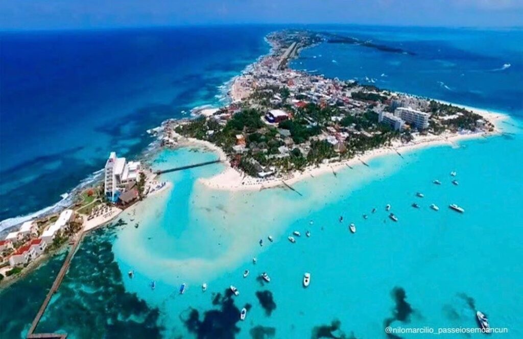 Descubre el paraíso en Isla Mujeres: Playa Norte, la joya del Caribe Mexicano