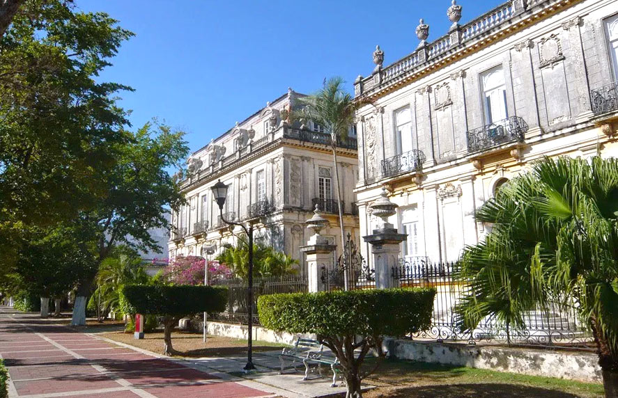 Descubre los mejores lugares para visitar en Mérida, Yucatán: Una aventura llena de historia y cultura