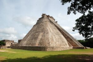 Descubre los mejores lugares para visitar en Mérida, Yucatán: Una aventura llena de historia y cultura