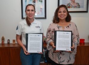 Atenea Gomez apoya los Centros para el Desarrollo de Isla Mujeres 2