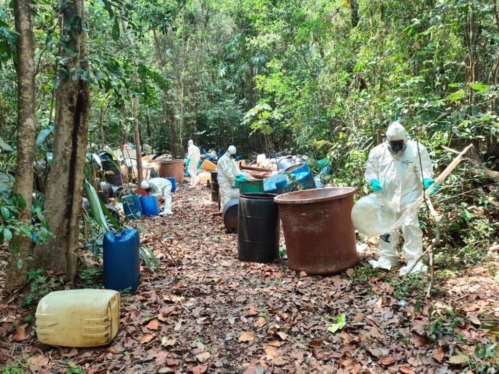 Encuentran supuesto narco laboratorio en Zona Maya.