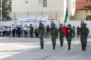 Lili Campos fomenta valores civicos y patrios 3