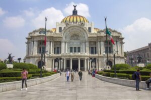 Que lugares visitar en la Ciudad de Mexico en un dia bellas artes