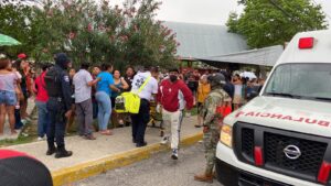 Balacera en tianguis de Cancún deja 4 lesionados; hay un detenido 
