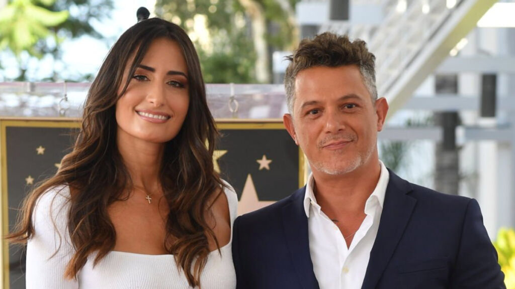 "Es una mujer increíble" Defiende Alejandro Sanz a su ex novia de críticas en redes